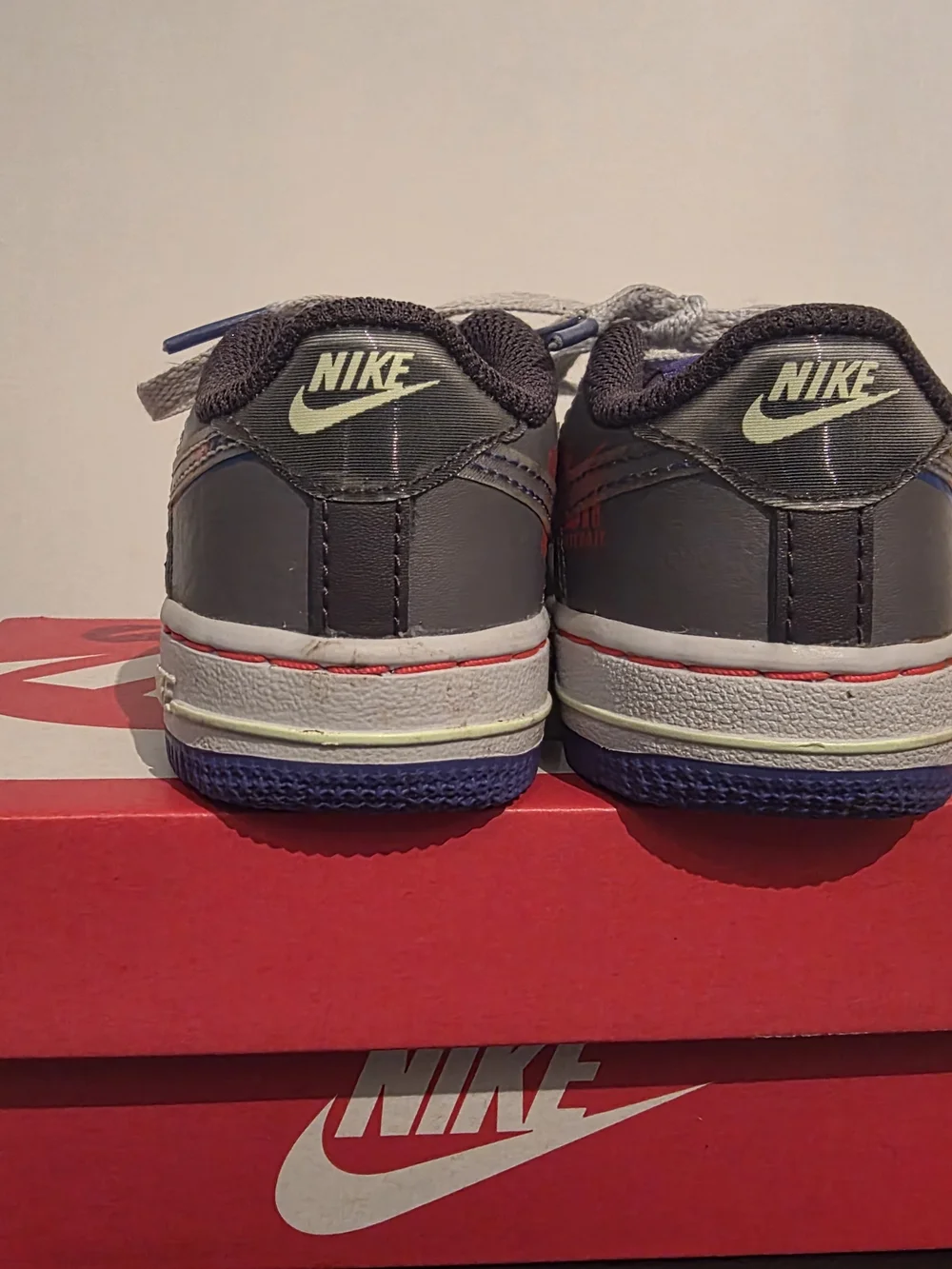 Nike Kids' AIR MAX  Gray and Yellow Low-Top Sneakers (size 6C)